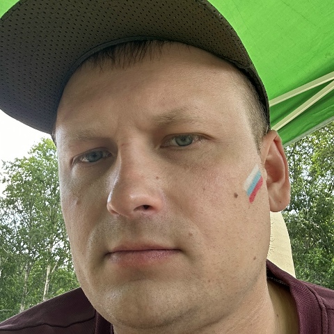 Артём Леоненко