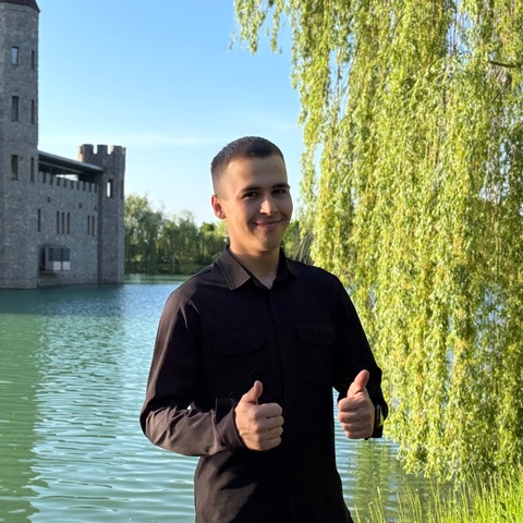 Славик Индреев