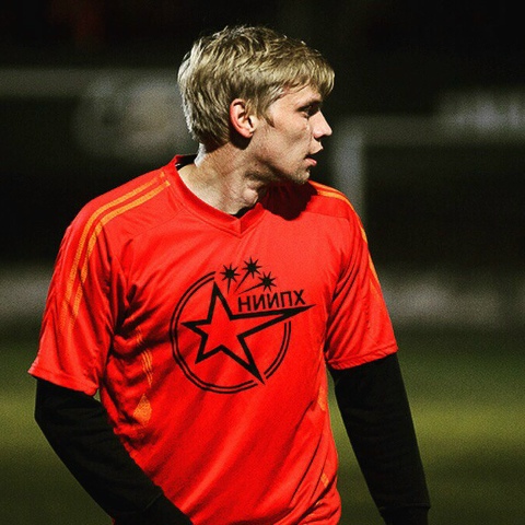 Максим Платонов