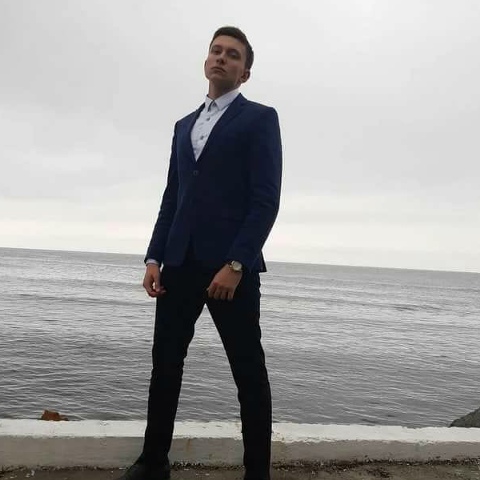 Дмитрий Акулов